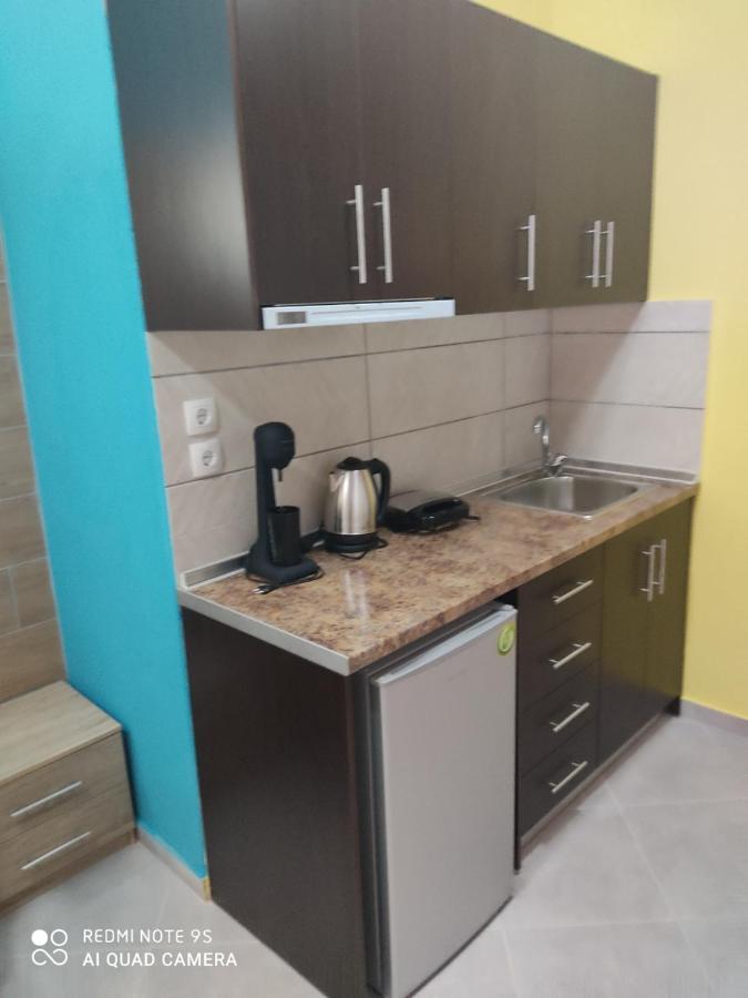 G M 2 Rooms Kentro In The Heart Of The City Лариса Екстериор снимка