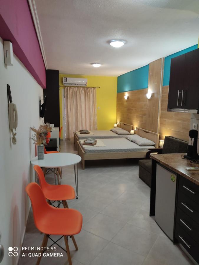 G M 2 Rooms Kentro In The Heart Of The City Лариса Екстериор снимка